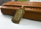 Kundenspezifischer Edelstahl-buddhistische Symbol-Halskette mit antiker Schrift fournisseur