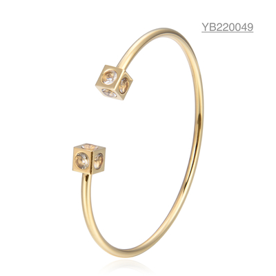 High-End-Möbius-Ring Gold offener Armreif Edelstahl-Diamant-Armband 58X44mm