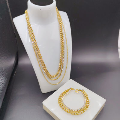 Neue Ankunft Trendy High Polish Neueste Gold Farbe Ehrring, Halskette, Armband Sets für Dame